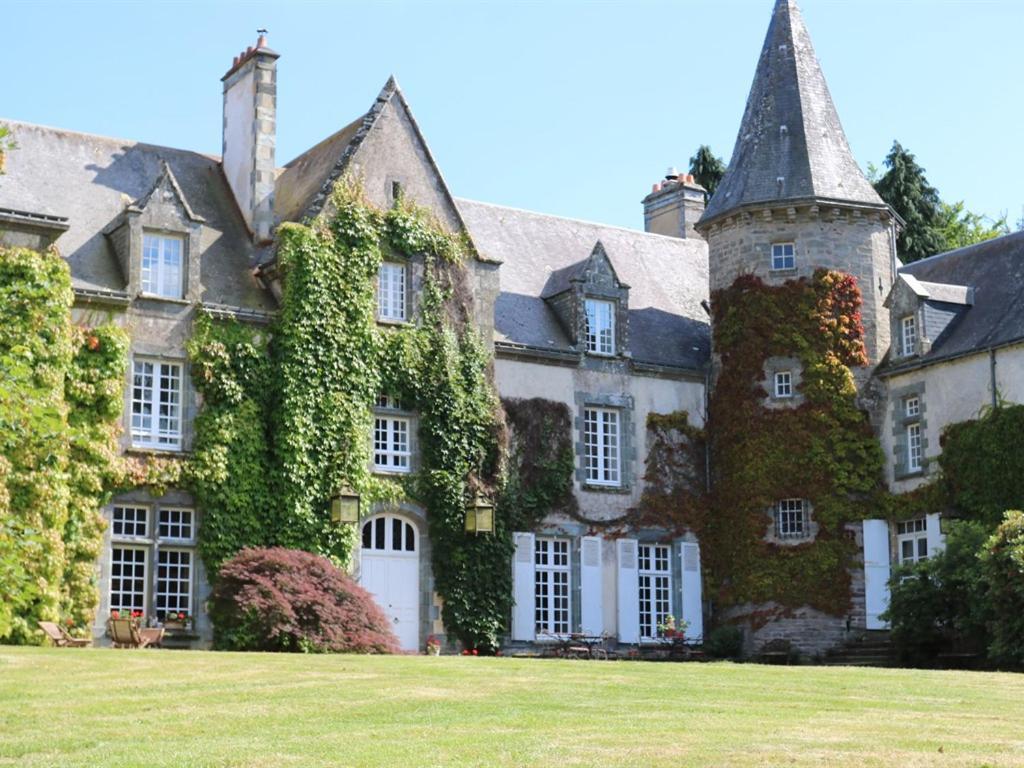 ホテル Manoir De Tregaray Sixt-sur-Aff エクステリア 写真